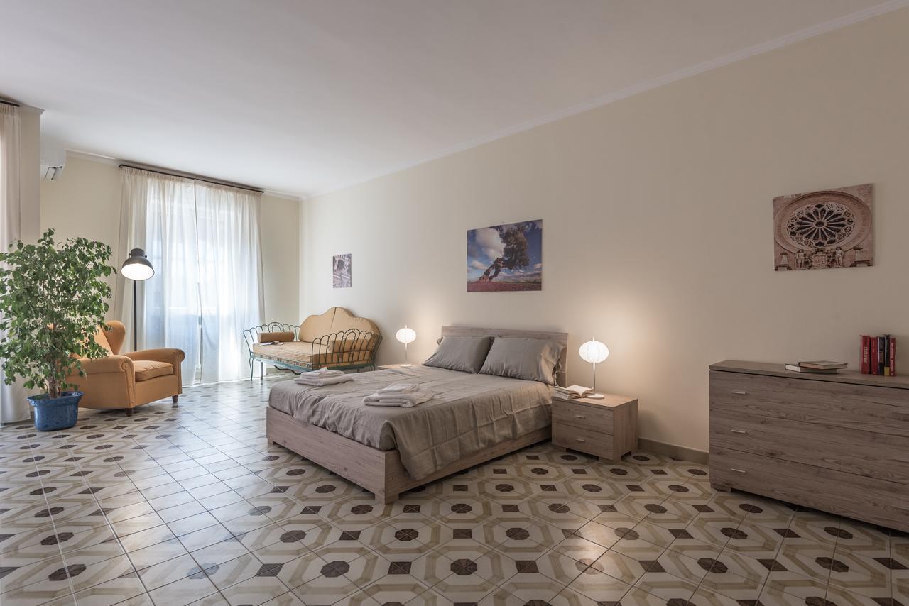 Suite Della Villa Lecce Extérieur photo